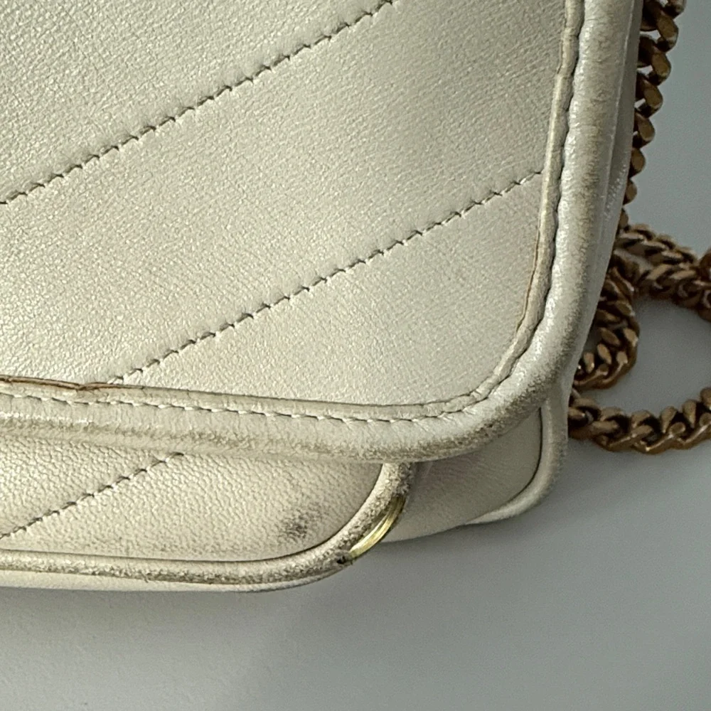 Yves Saint Laurent Off-White Quilted Shoulder Bag - Picture 3 of 7